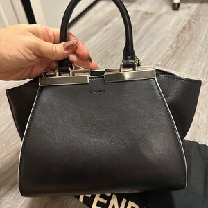 Fendi Elegant Black Leather Satchel